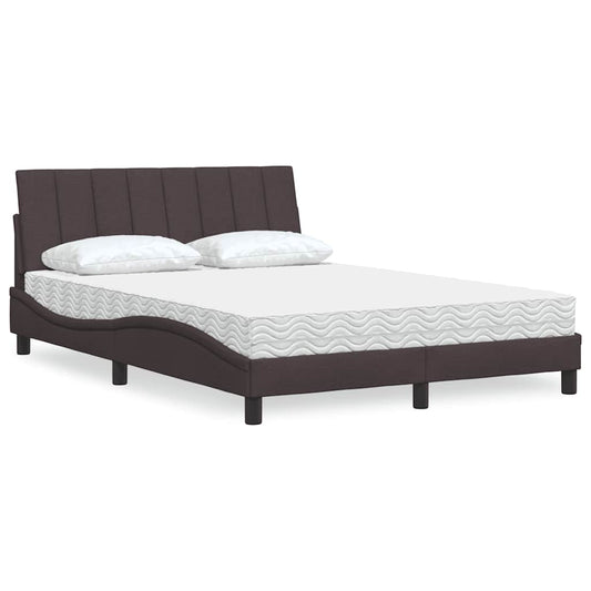 Bed met matras stof donkerbruin 140x190 cm